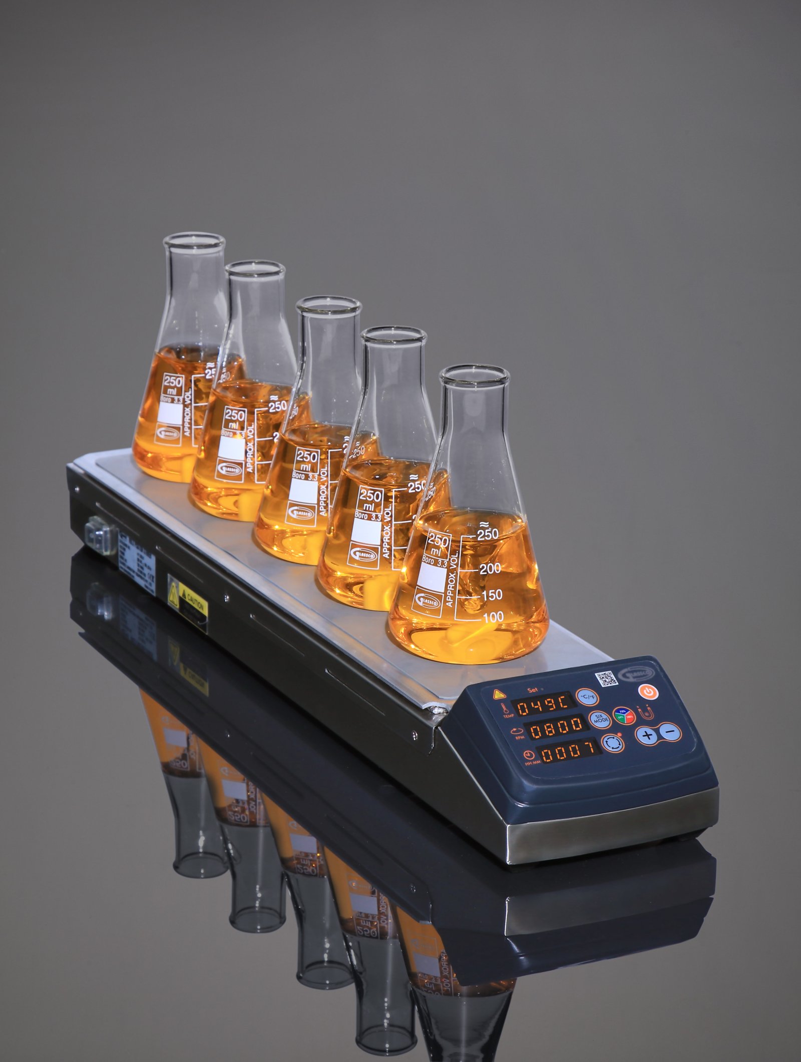 Roller Mixer (New) Glassco laboratory Equipments Pvt. Ltd.